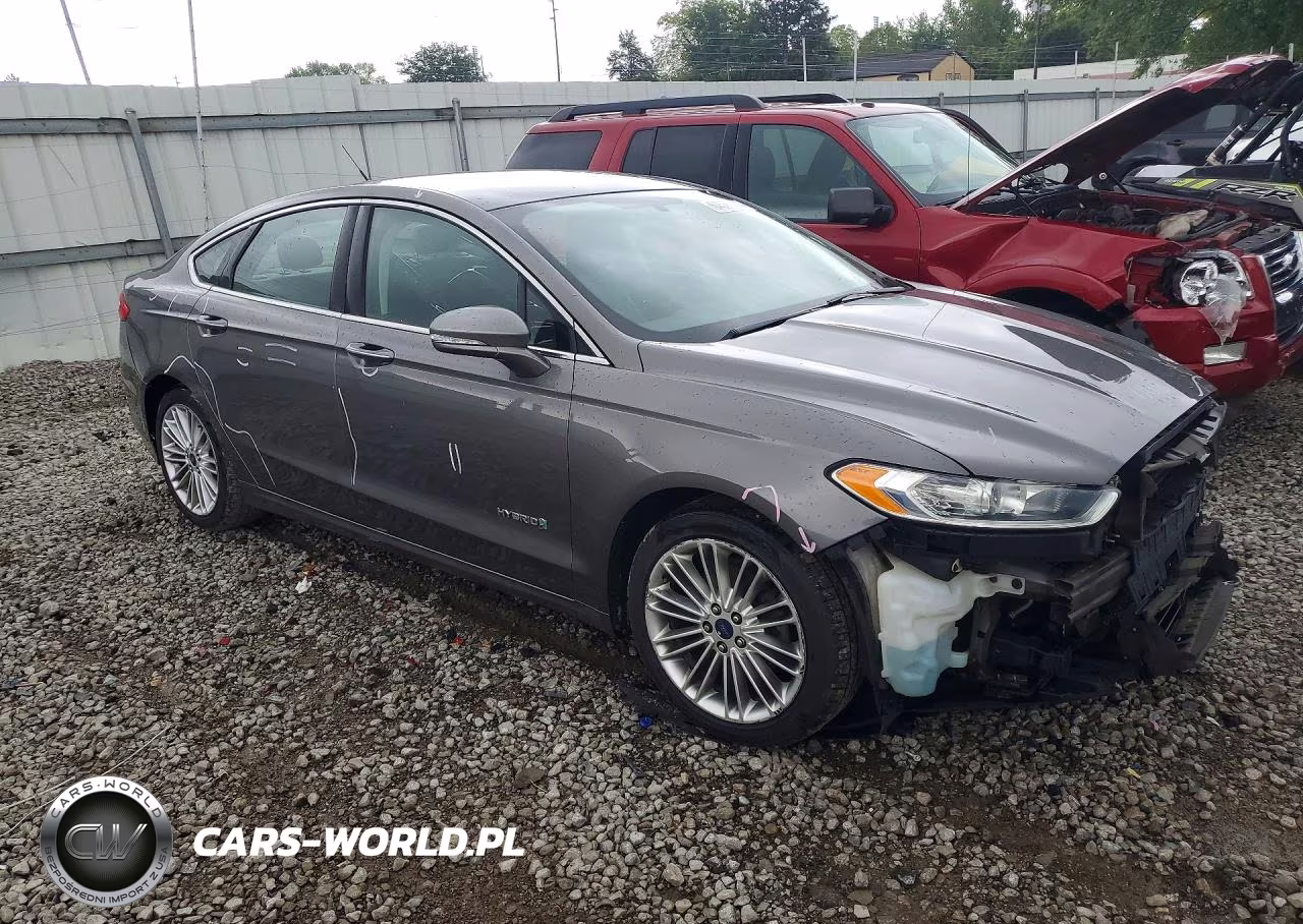 2014 Ford Fusion Se Hybrid VIN:3FA6P0LUXER335302 - 4