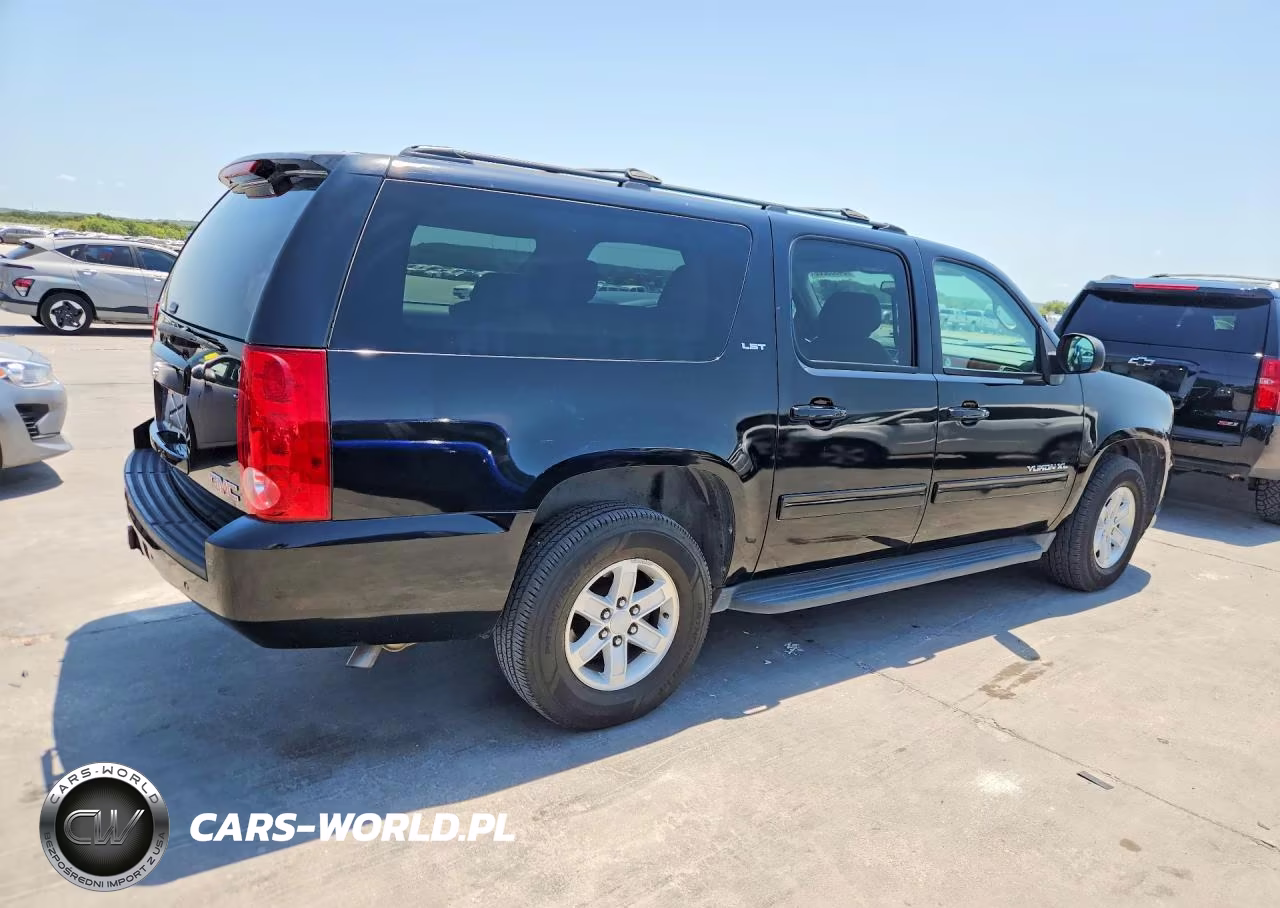 2013 GMC Yukon Xl VIN:1GKS1KE05DR301539 - 3