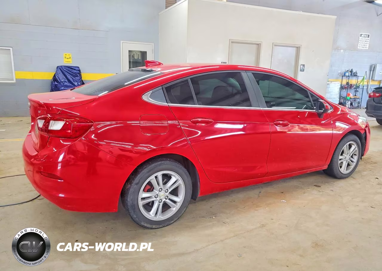 2017 Chevrolet Cruze Lt VIN:1G1BE5SM8H7110619 - 3