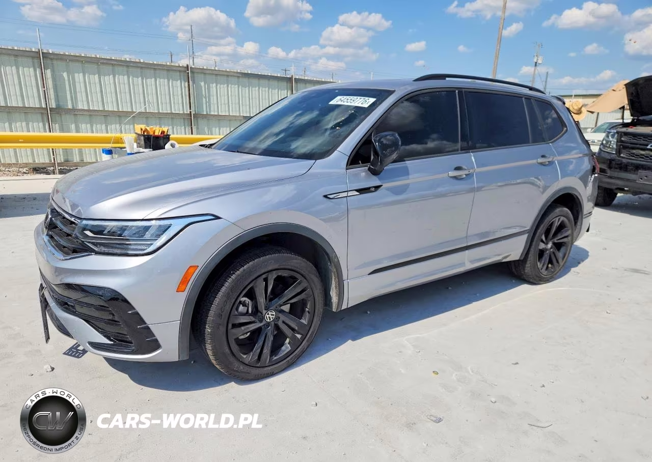 2023 Volkswagen Tiguan Se R-Line Black