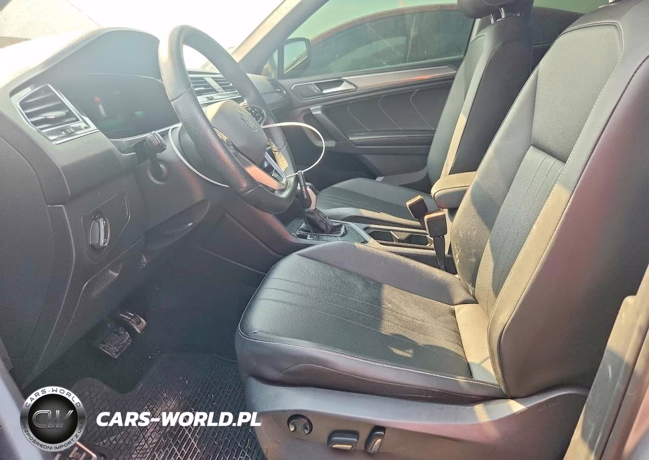 2023 Volkswagen Tiguan Se R-Line Black VIN:3VVCB7AX5PM027957 - 7