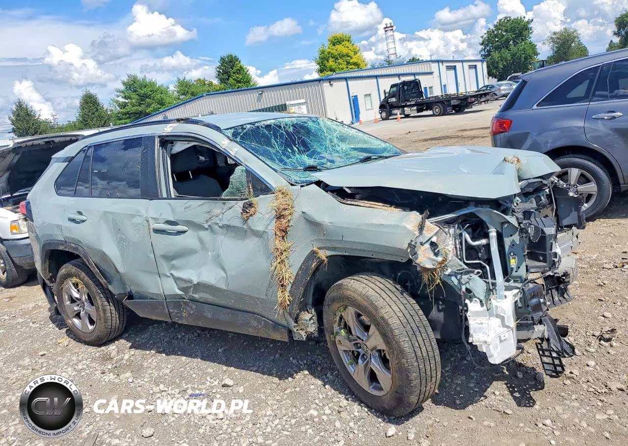 2022 Toyota Rav4 Xle VIN:2T3P1RFV2NW270708 - 4