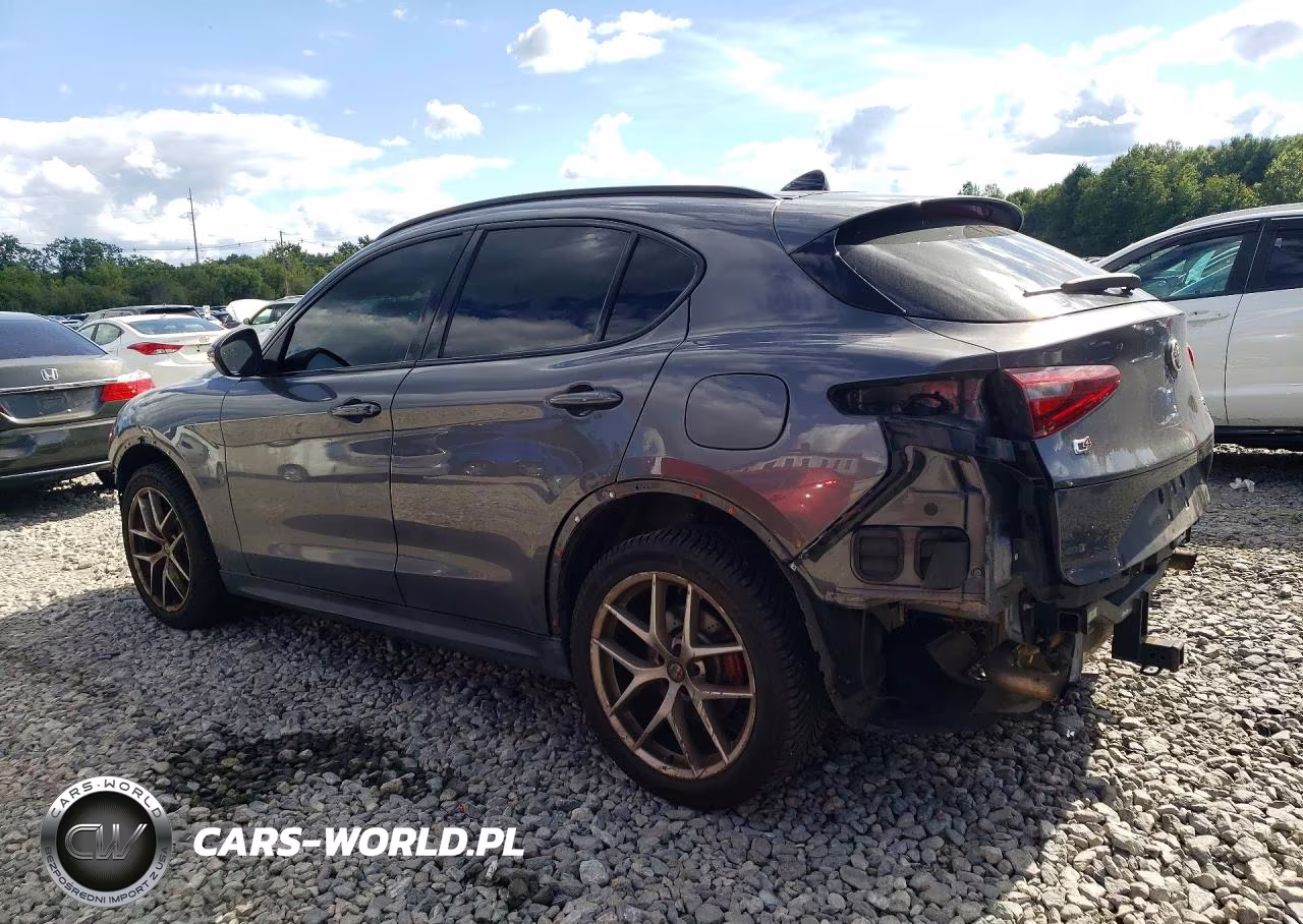 2018 Alfa Romeo Stelvio Ti Sport VIN:ZASFAKNN2J7B92450 - 2