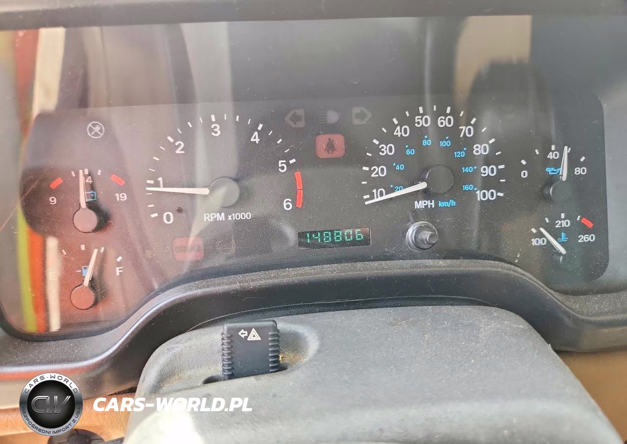 2000 Jeep Wrangler - Tj Sahara VIN:1J4FA59S6YP778745 - 9