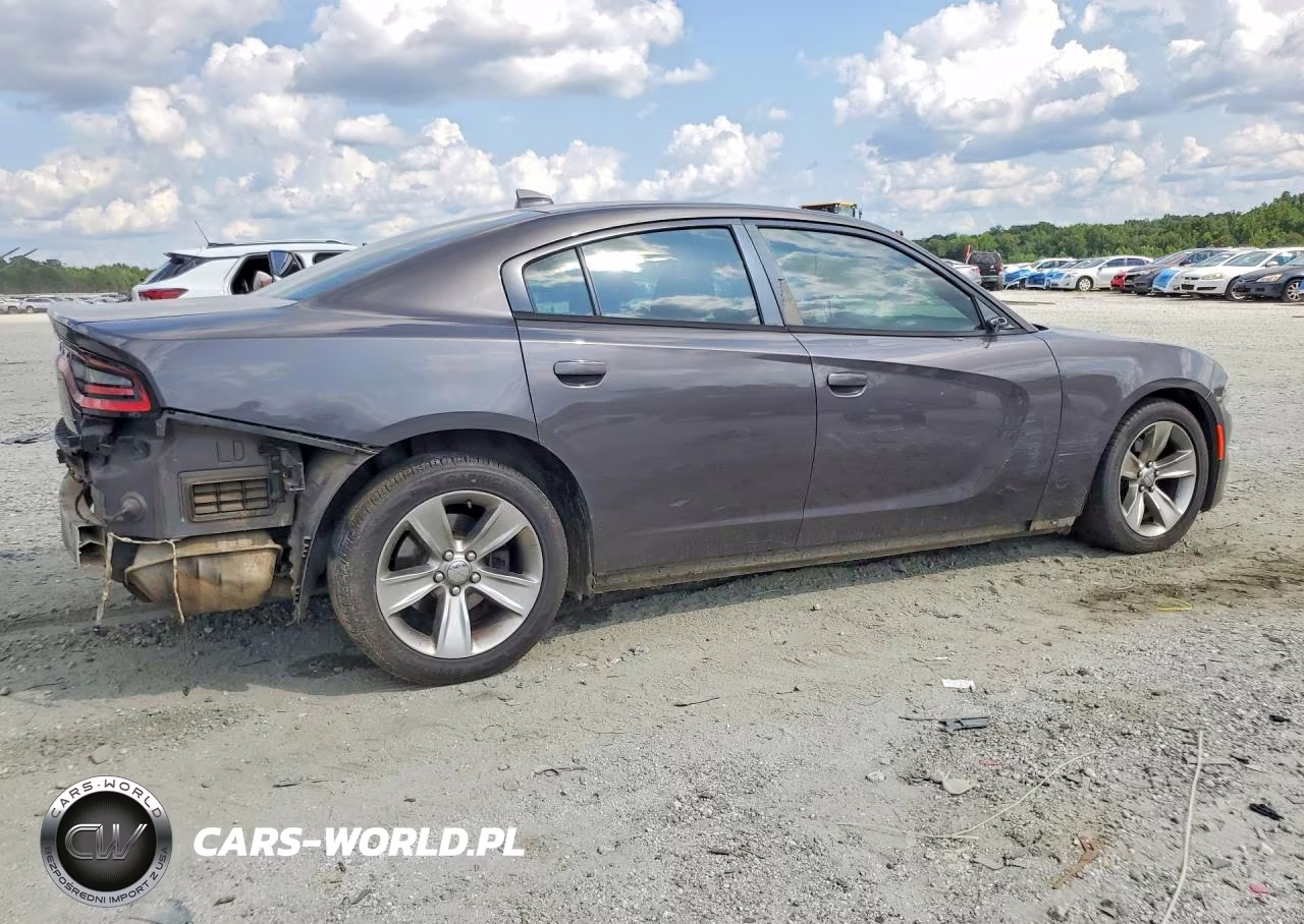 2016 Dodge Charger Sxt VIN:2C3CDXHG3GH178619 - 3