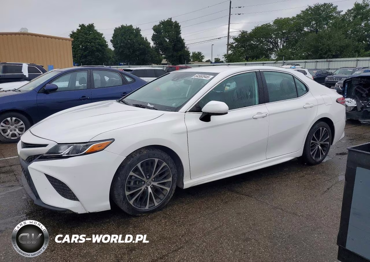 2020 Toyota Camry Se – zdjęcie 1 z 12