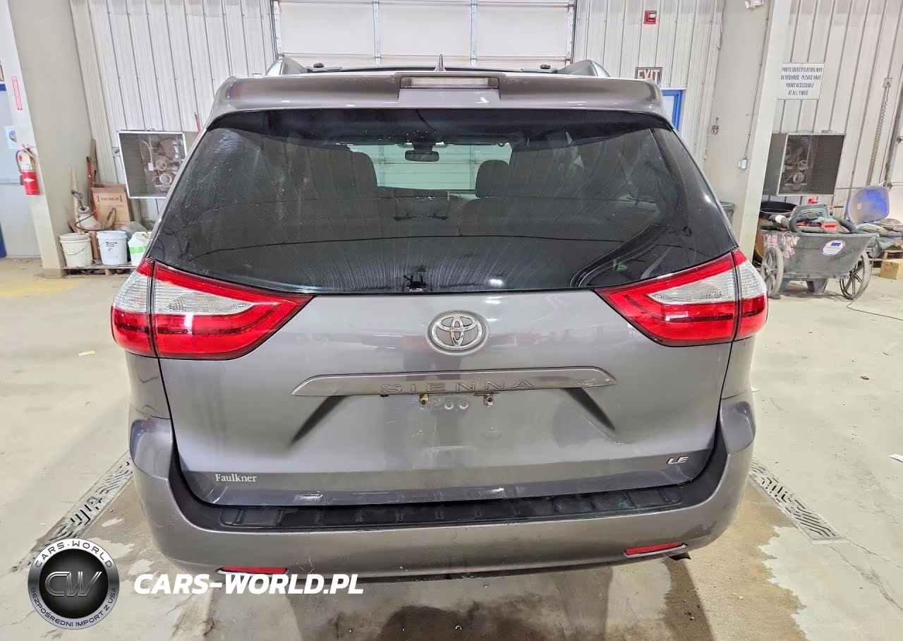 2018 Toyota Sienna Le VIN:5TDKZ3DCXJS928532 - 6
