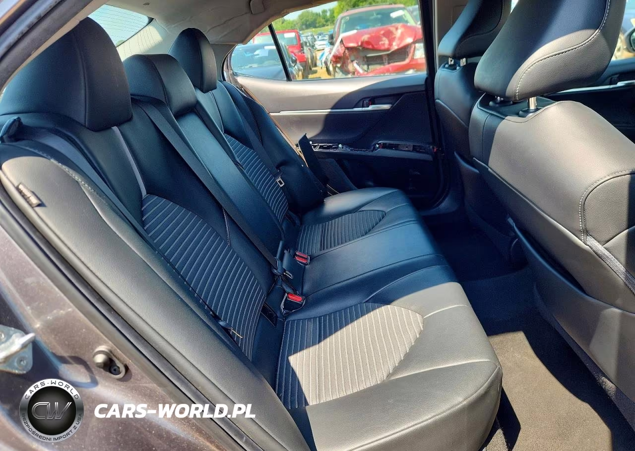 2021 Toyota Camry Se VIN:4T1G11AKXMU584158 - 10