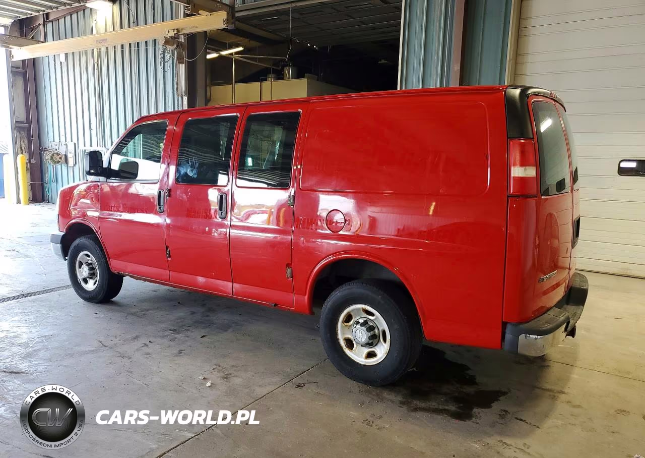 2008 Chevrolet Express G3500 VIN:1GCHG35K581108677 - 2