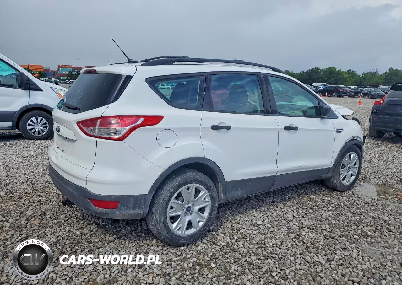 2016 Ford Escape S VIN:1FMCU0F73GUA19453 - 3