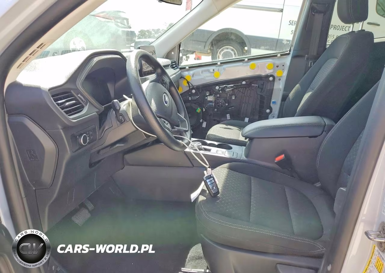 2025 Ford Escape Active VIN:1FMCU9GN8SUB31742 - 7