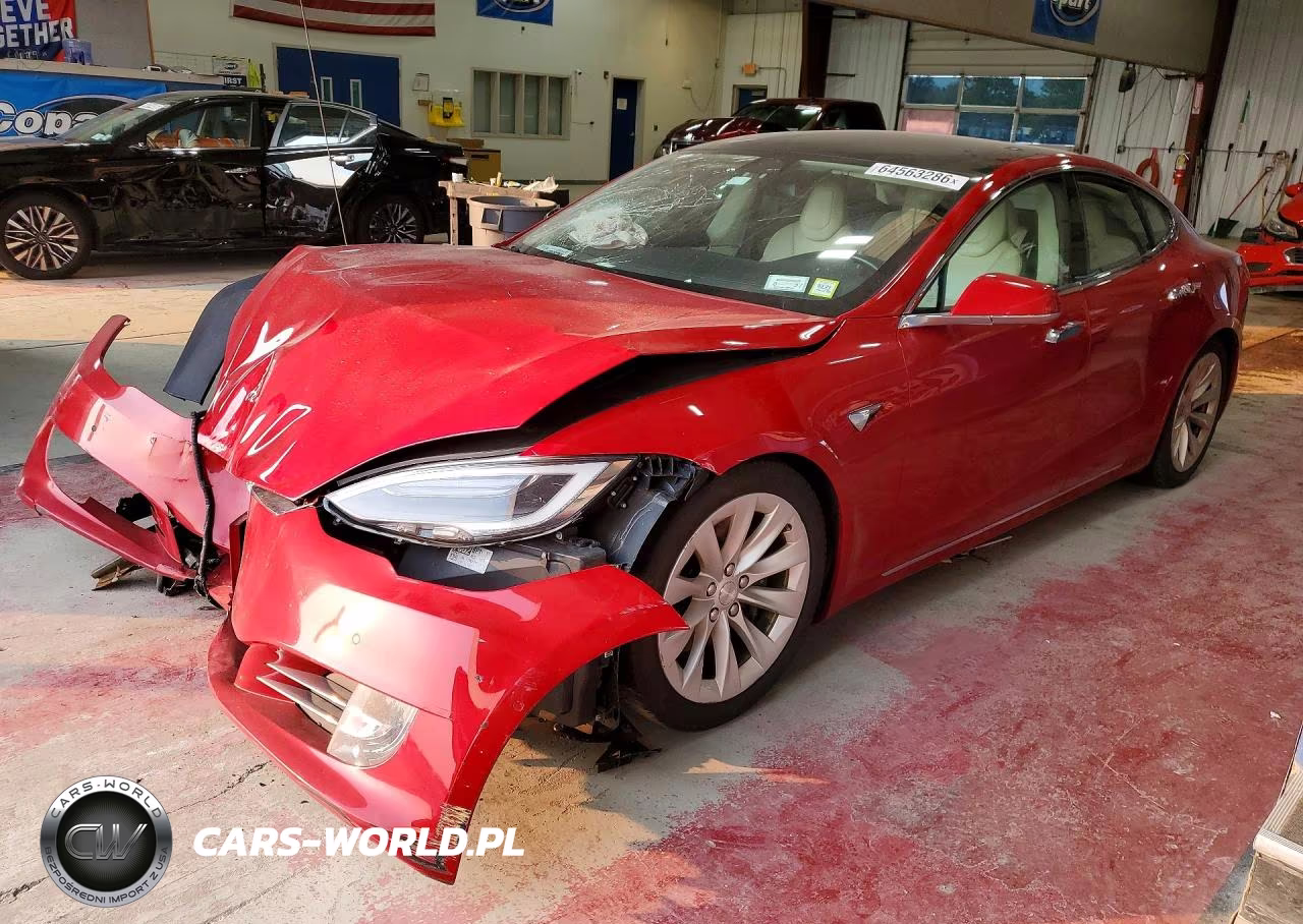 2017 Tesla Model S – zdjęcie 1 z 13
