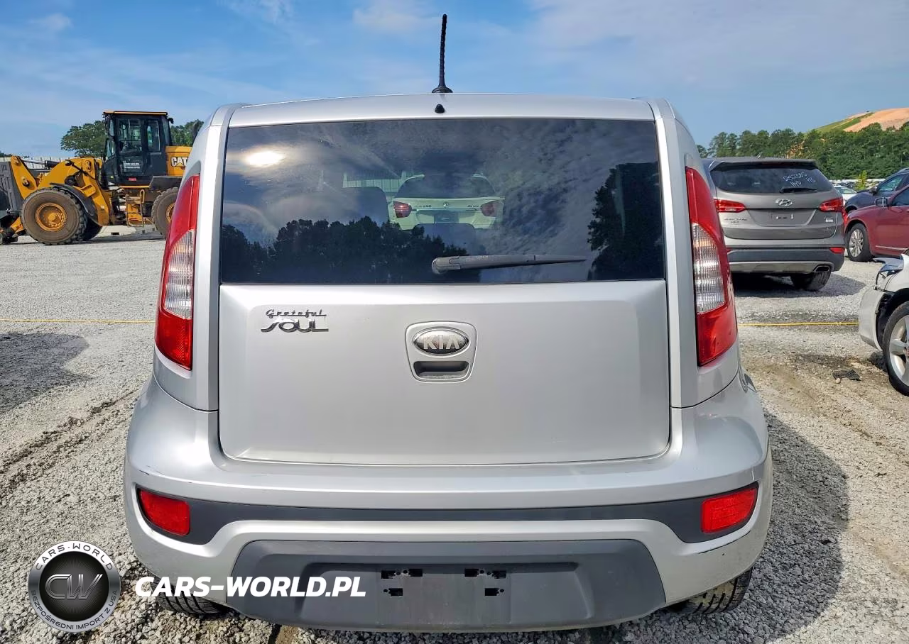 2013 Kia Soul VIN:KNDJT2A5XD7754778 - 6