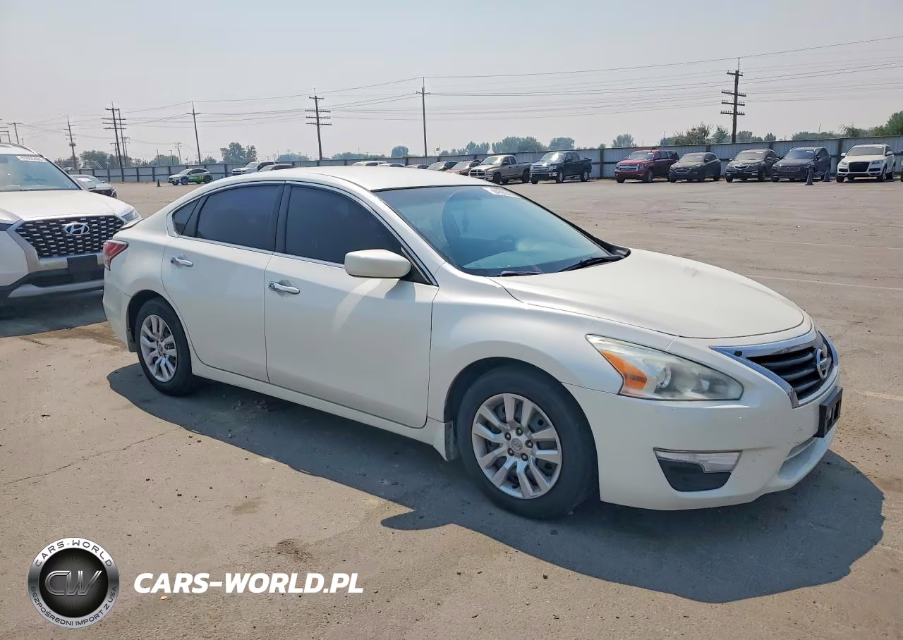 2015 Nissan Altima 2.5 S VIN:1N4AL3AP1FC275933 - 4
