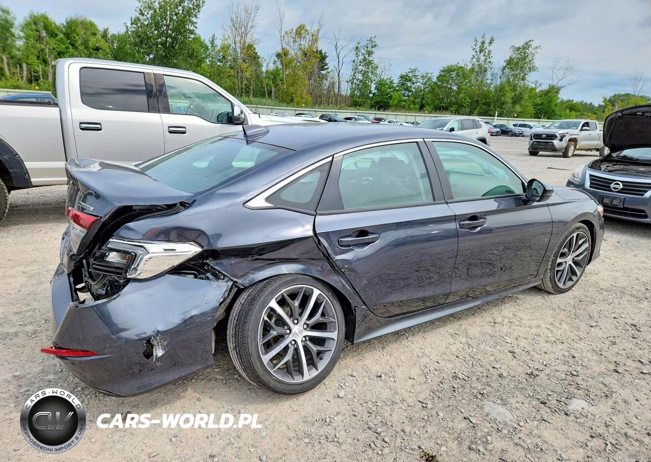 2024 Honda Civic Touring VIN:2HGFE1F92RH330272 - 3