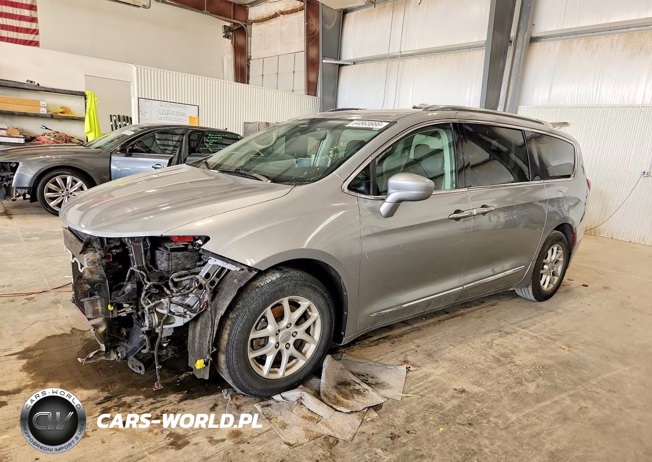 2020 Chrysler Pacifica Touring L VIN:2C4RC1BG5LR279311 - 1