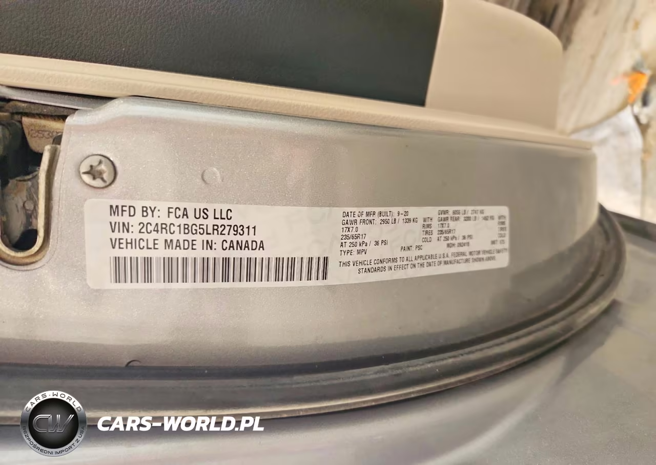 2020 Chrysler Pacifica Touring L VIN:2C4RC1BG5LR279311 - 14