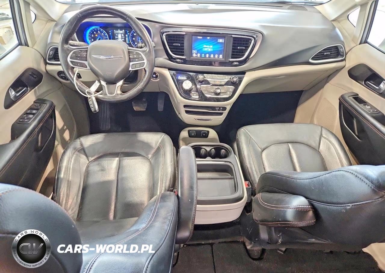 2020 Chrysler Pacifica Touring L VIN:2C4RC1BG5LR279311 - 8