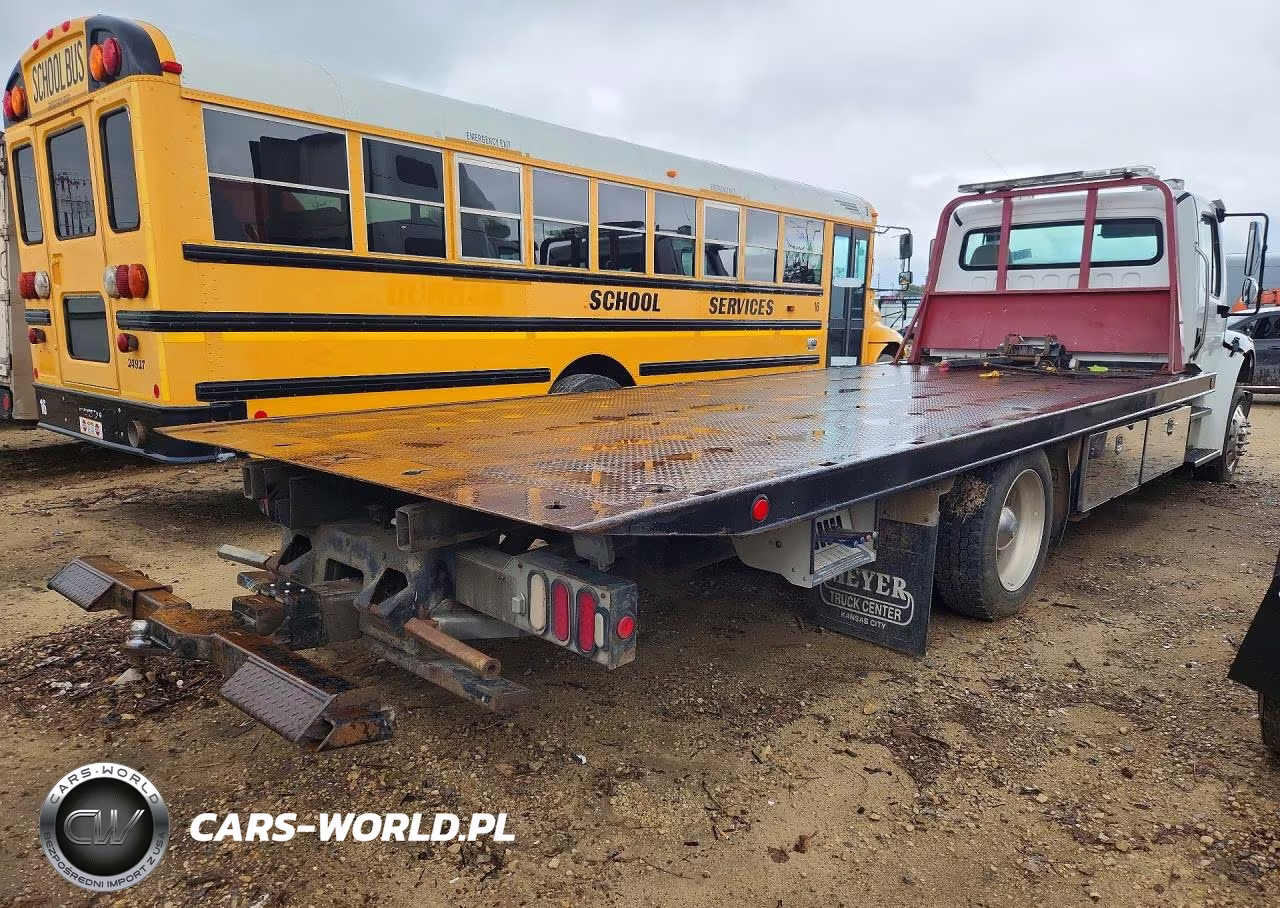 2018 Freightliner M2 106 Medium Duty VIN:1FVACWFC7JHJX2680 - 3