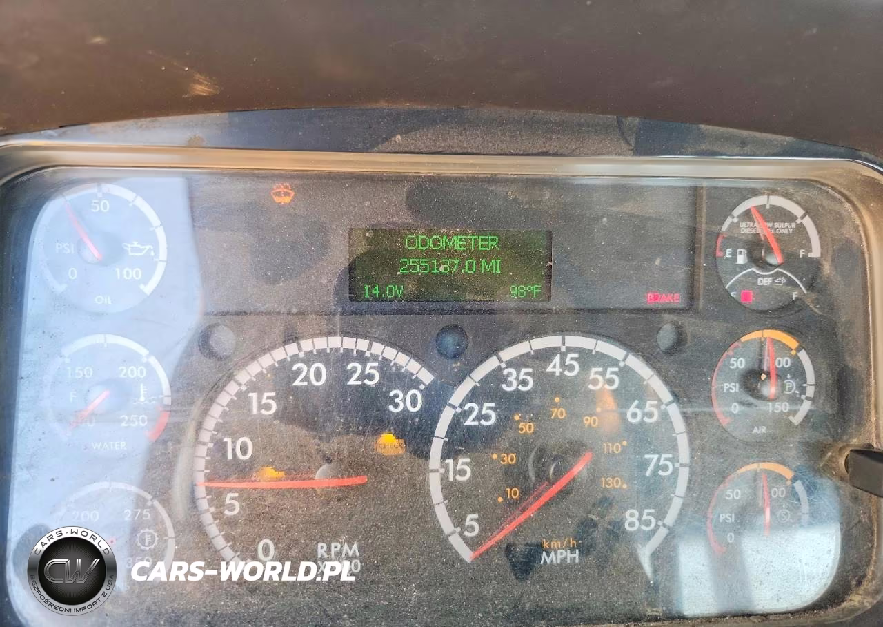 2018 Freightliner M2 106 Medium Duty VIN:1FVACWFC7JHJX2680 - 9