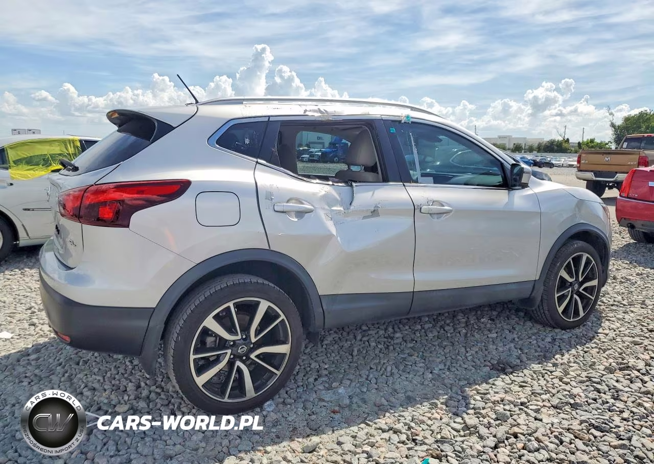 2018 Nissan Rogue Sport Sl VIN:JN1BJ1CPXJW164197 - 3