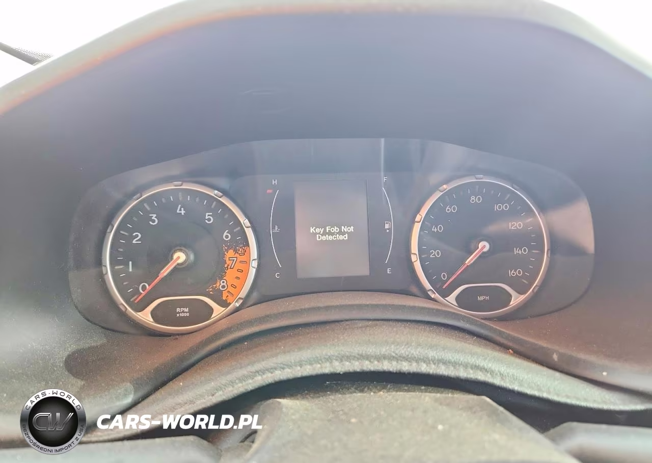 2017 Jeep Renegade Latitude VIN:ZACCJBBB5HPE64251 - 9