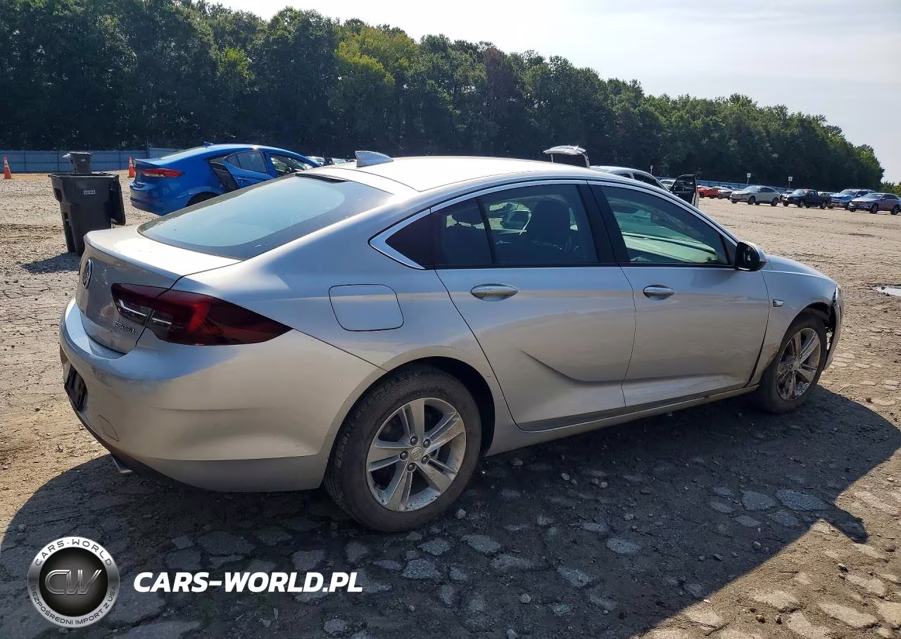 2018 Buick Regal Preferred VIN:W04GL6SX9J1092248 - 3