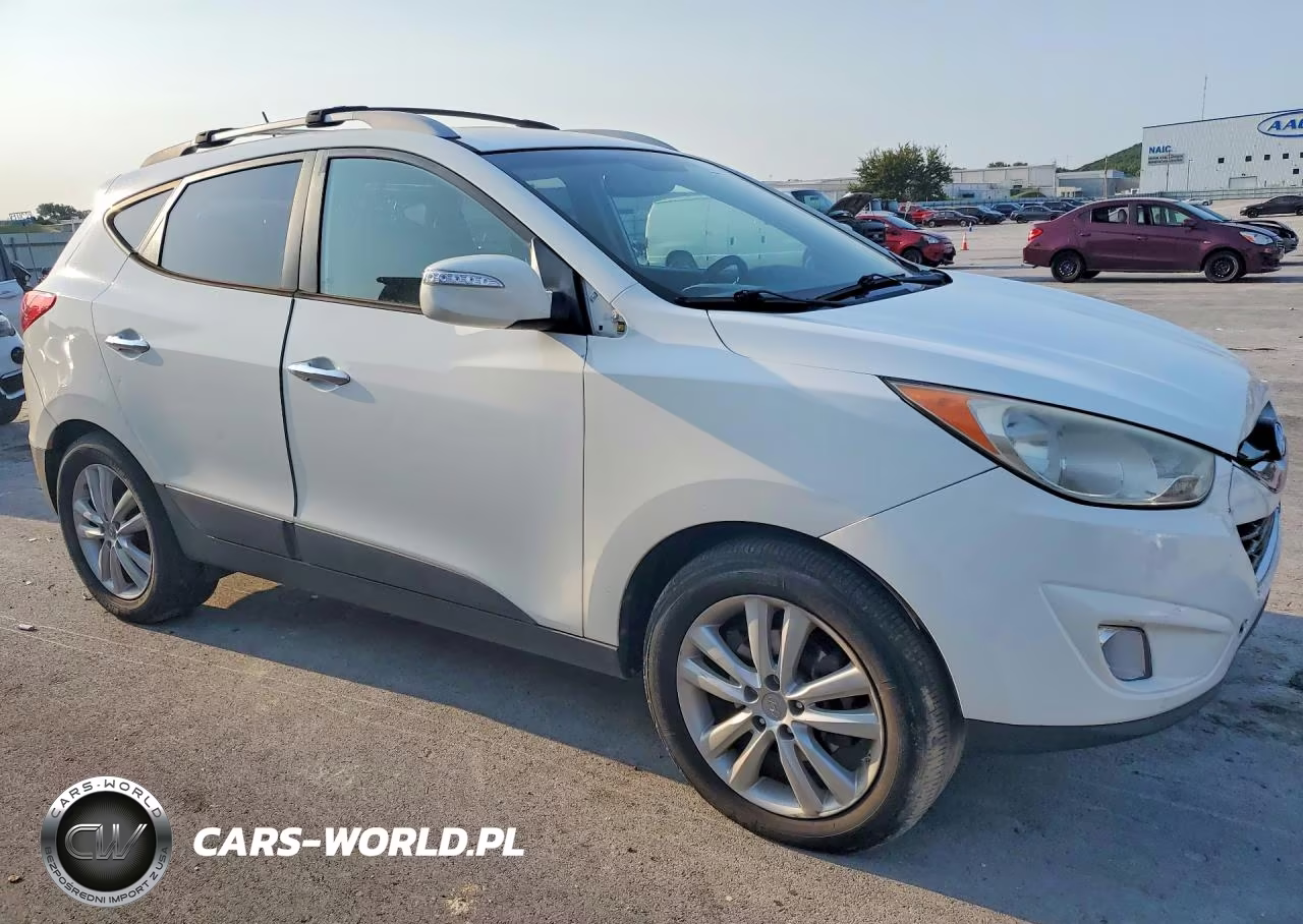 2012 Hyundai Tucson Limited VIN:KM8JU3AC7CU535533 - 4