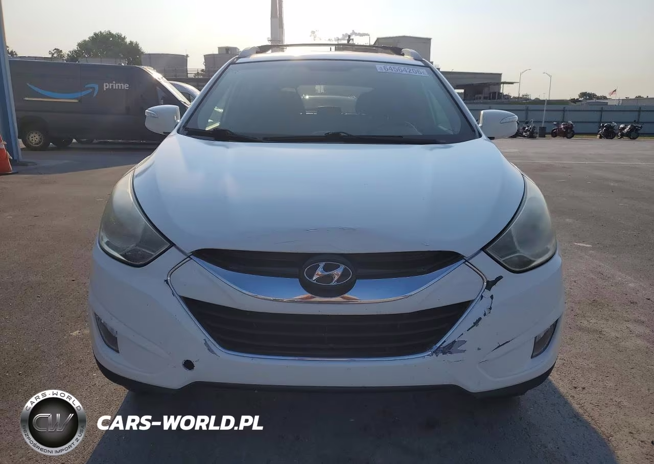 2012 Hyundai Tucson Limited VIN:KM8JU3AC7CU535533 - 5