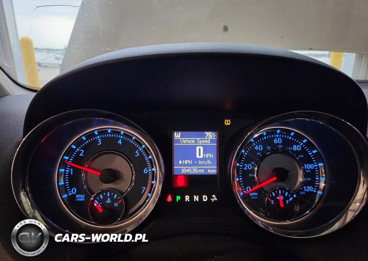 2012 Chrysler Town & Country Touring VIN:2C4RC1BG7CR423733 - 9
