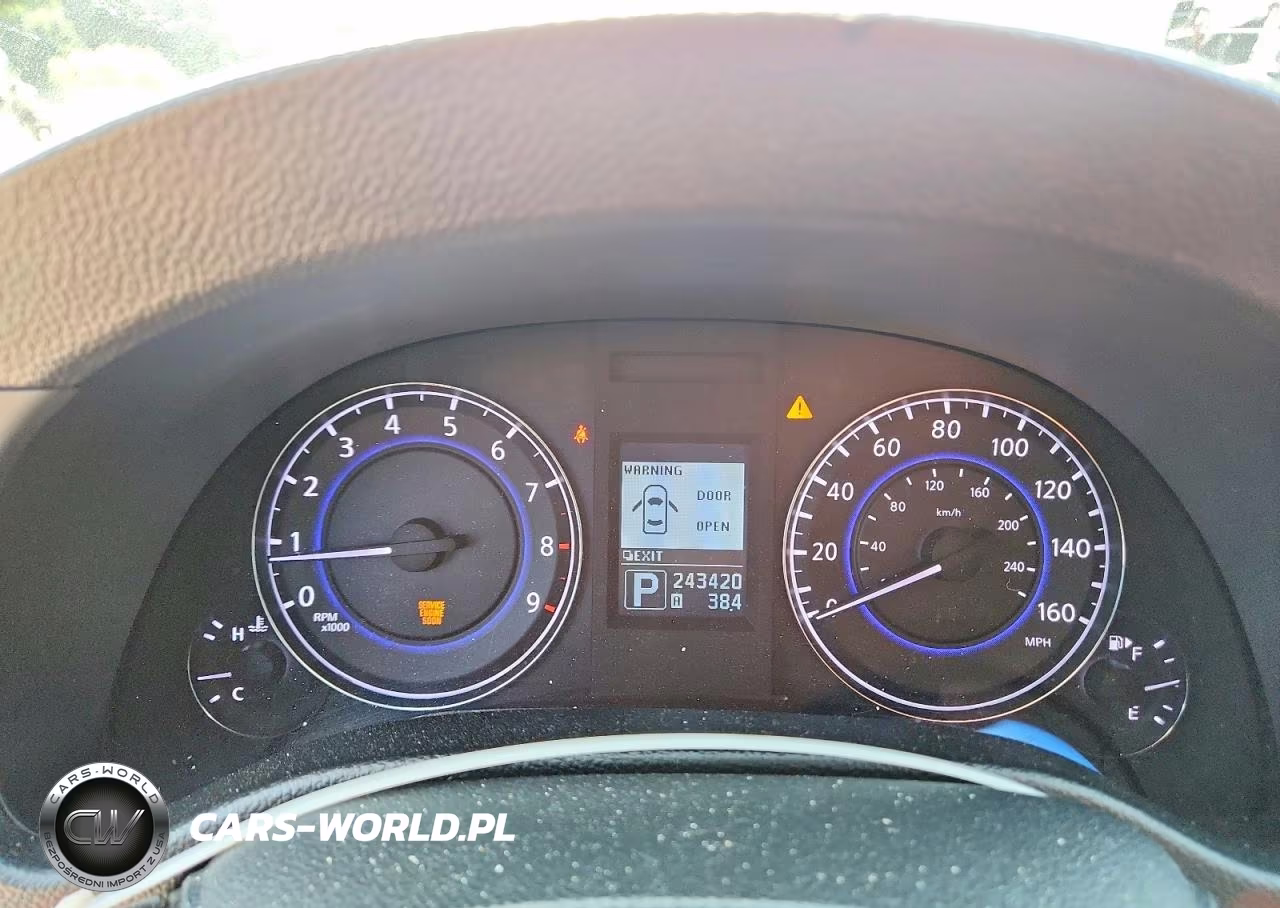 2015 Infiniti Q40 Base VIN:JN1CV6AP0FM580481 - 9
