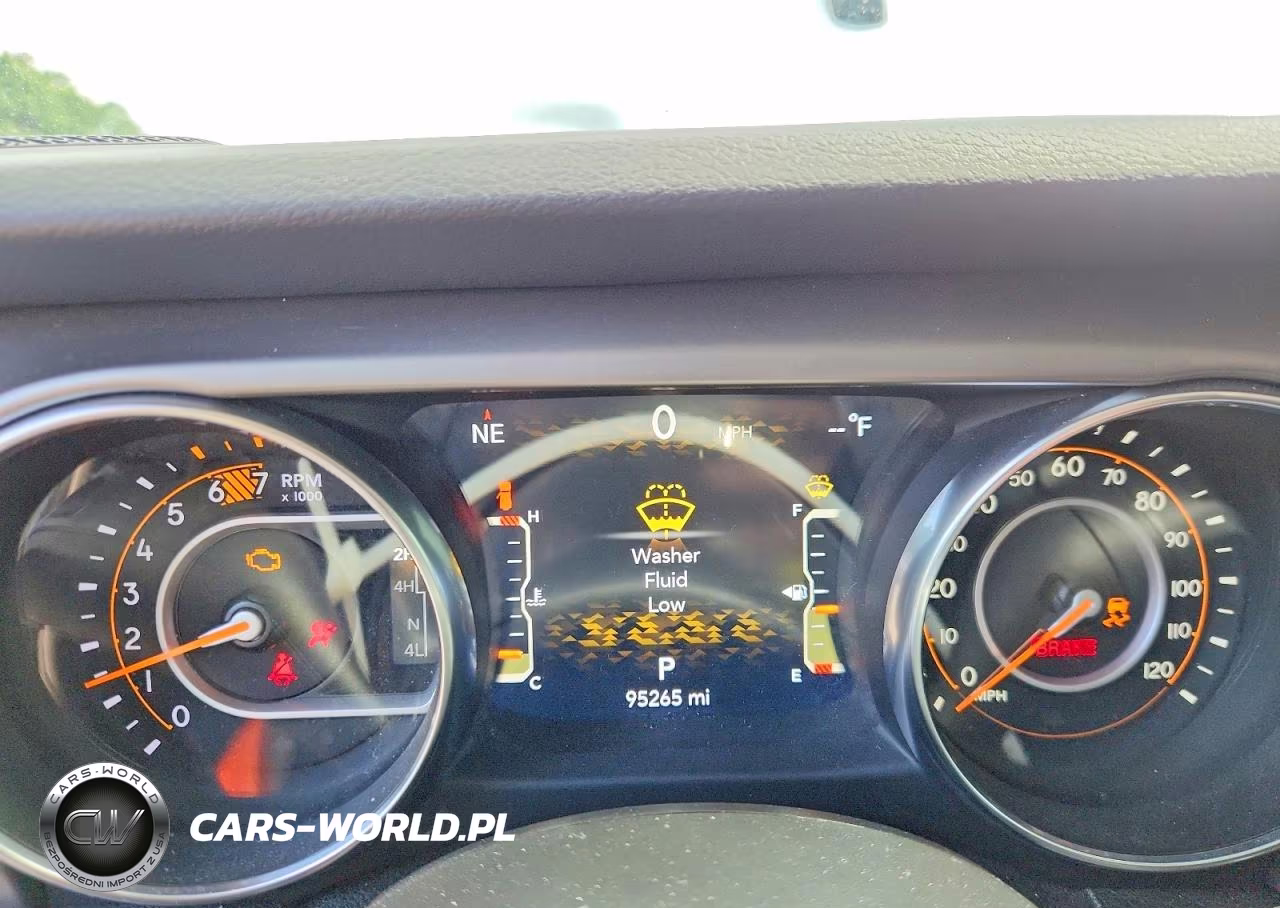 2020 Jeep Wrangler Unlimited Sport VIN:1C4HJXDNXLW264729 - 9