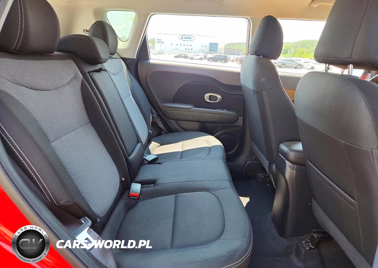 2019 Kia Soul + VIN:KNDJP3A58K7649132 - 10