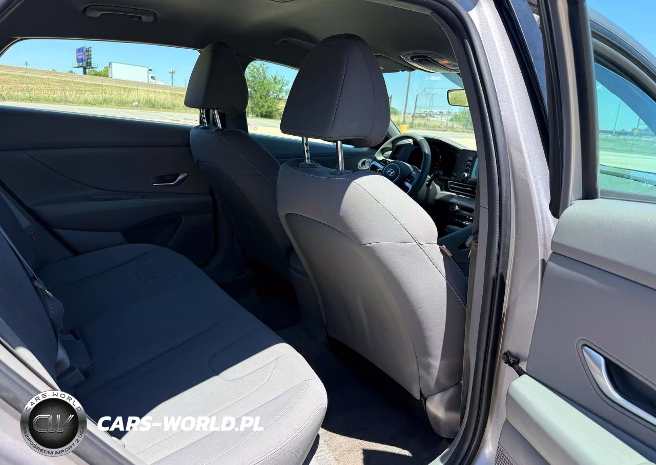 2021 Hyundai Elantra Sel VIN:KMHLM4AG3MU192044 - 6