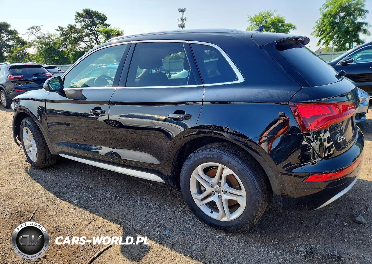 2019 Audi Q5 Premium VIN:WA1ANAFY6K2098638 - 2