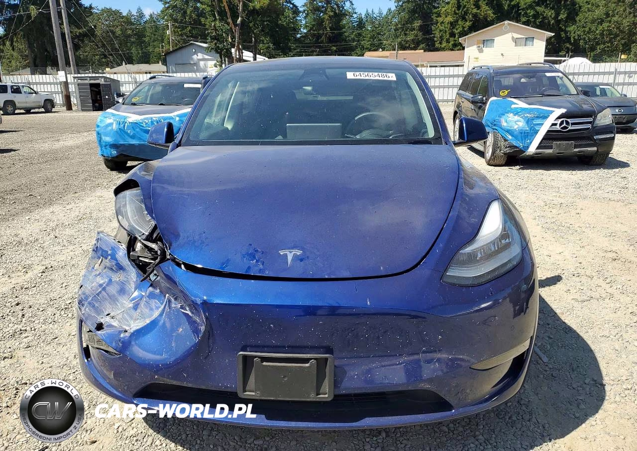 2020 Tesla Model Y VIN:5YJYGDEE8LF006869 - 5