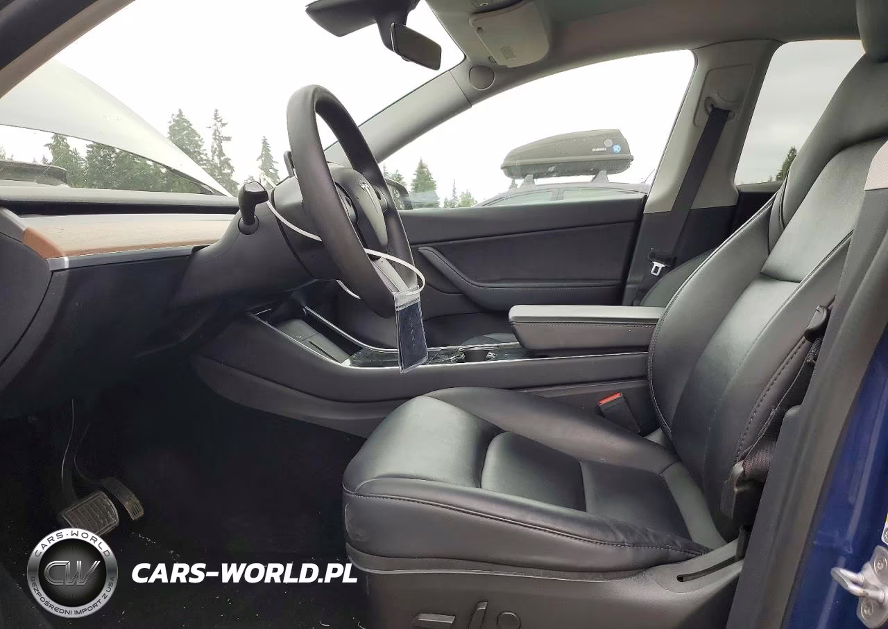 2020 Tesla Model Y VIN:5YJYGDEE8LF006869 - 7