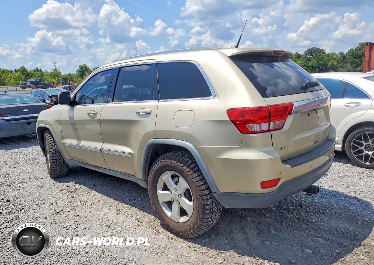2011 Jeep Grand Cherokee Laredo VIN:1J4RS4GG5BC558711 - 2