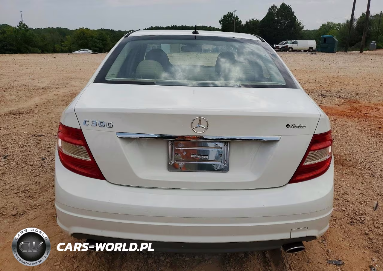 2011 Mercedes-Benz C 300 VIN:WDDGF5EB8BR135543 - 6
