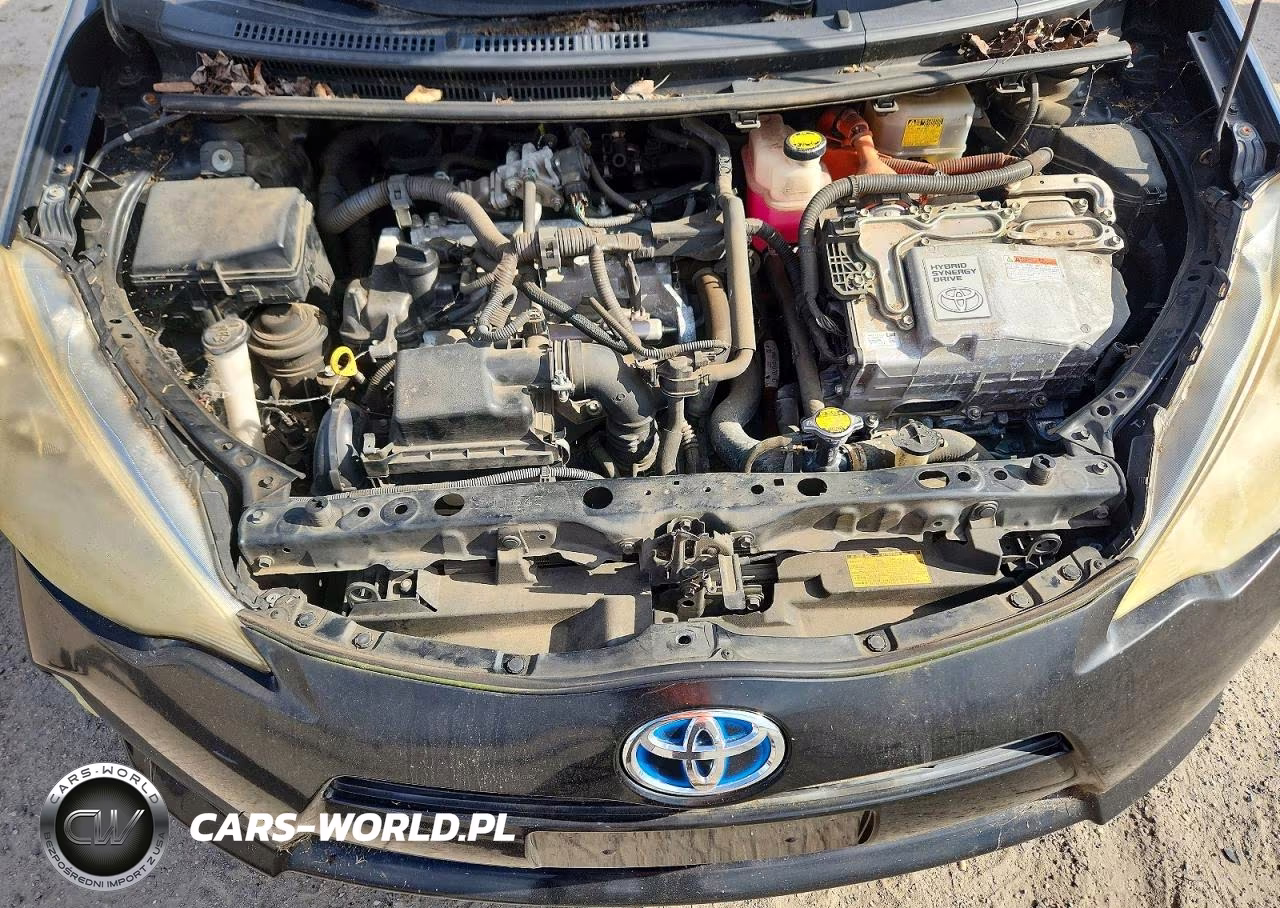 2012 Toyota Prius C Two VIN:JTDKDTB3XC1008868 - 12
