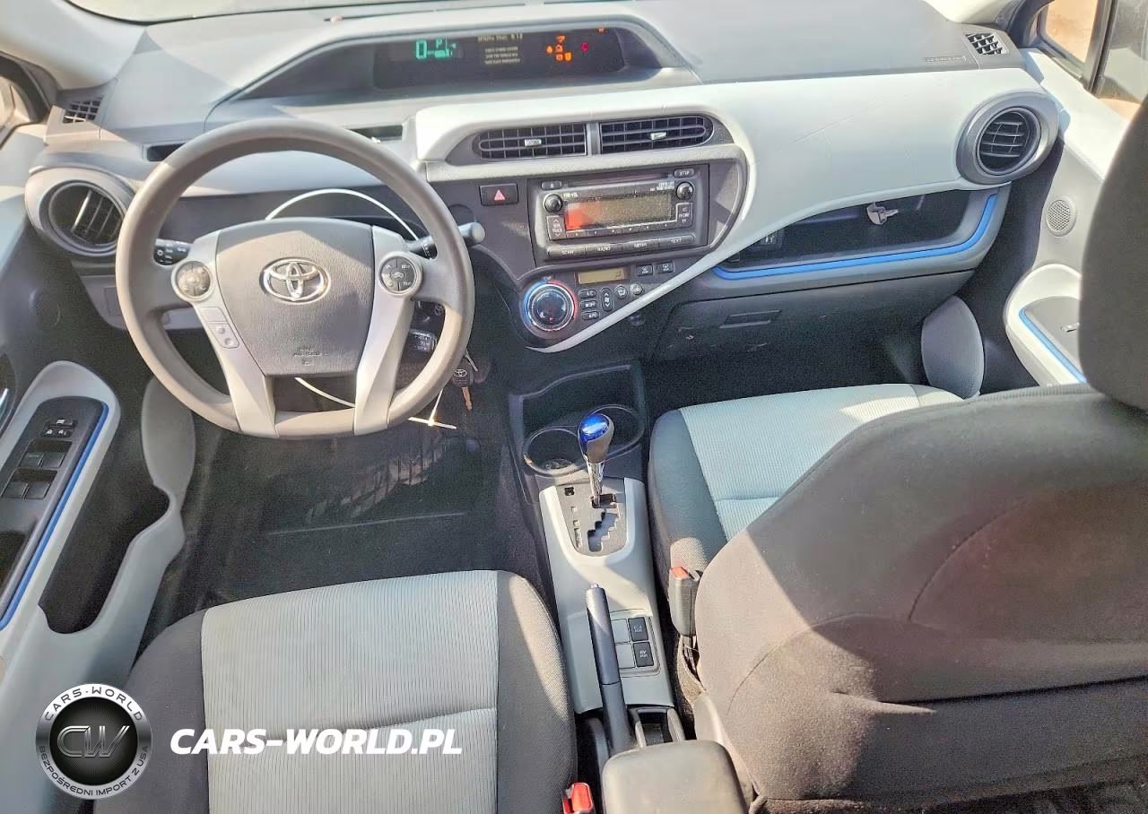 2012 Toyota Prius C Two VIN:JTDKDTB3XC1008868 - 8