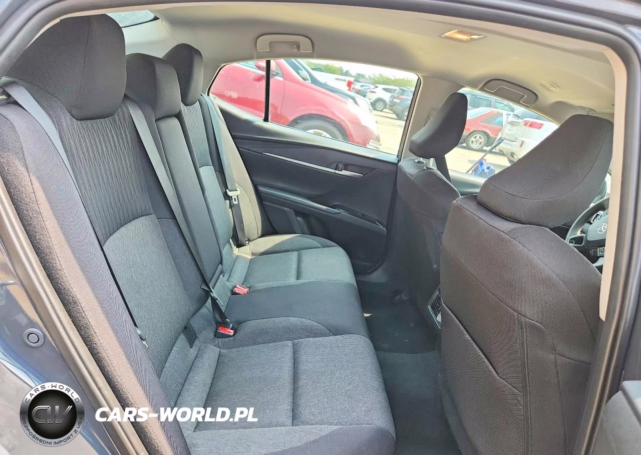 2025 Toyota Camry Le VIN:4T1DAACK7SU515716 - 10