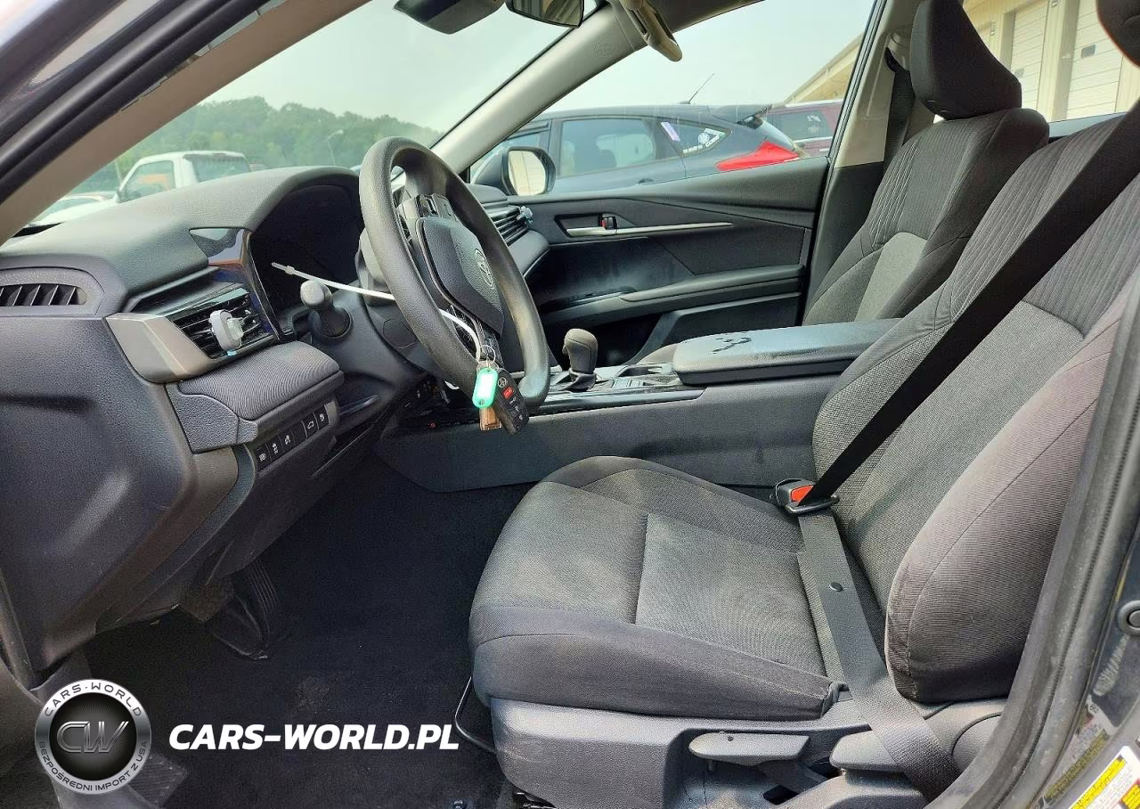 2025 Toyota Camry Le VIN:4T1DAACK7SU515716 - 7