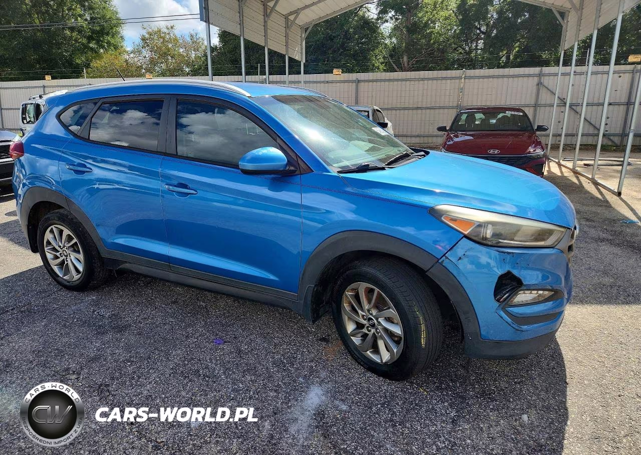 2016 Hyundai Tucson Se VIN:KM8J33A40GU125819 - 4