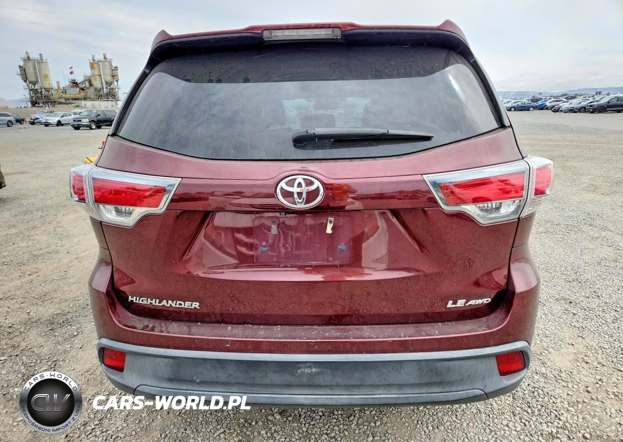 2015 Toyota Highlander Le VIN:5TDBKRFH5FS184927 - 6