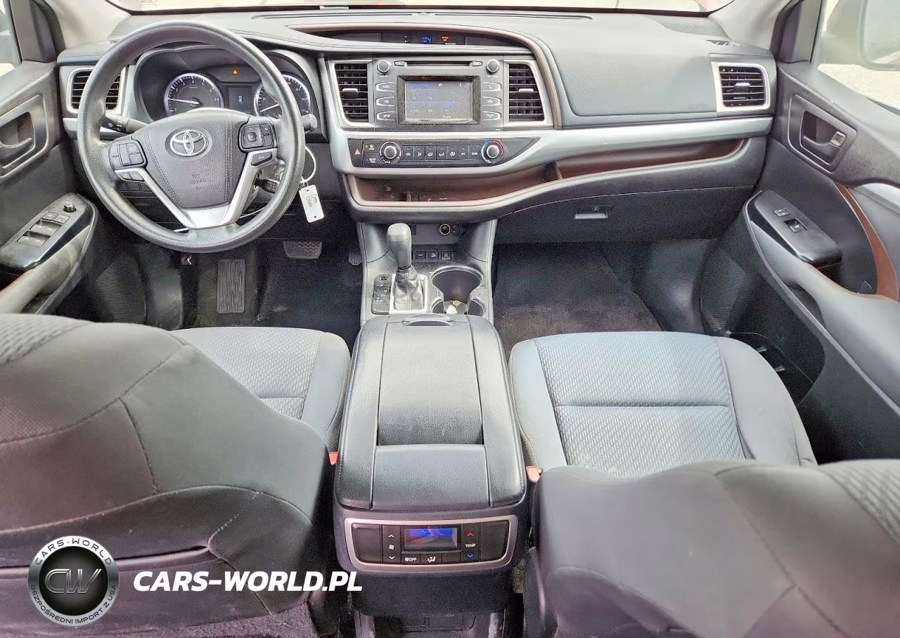 2015 Toyota Highlander Le VIN:5TDBKRFH5FS184927 - 8