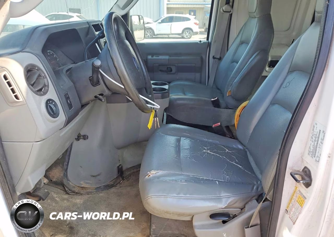 2010 Ford Econoline E150 Van VIN:1FTNE1EW4ADA03276 - 7