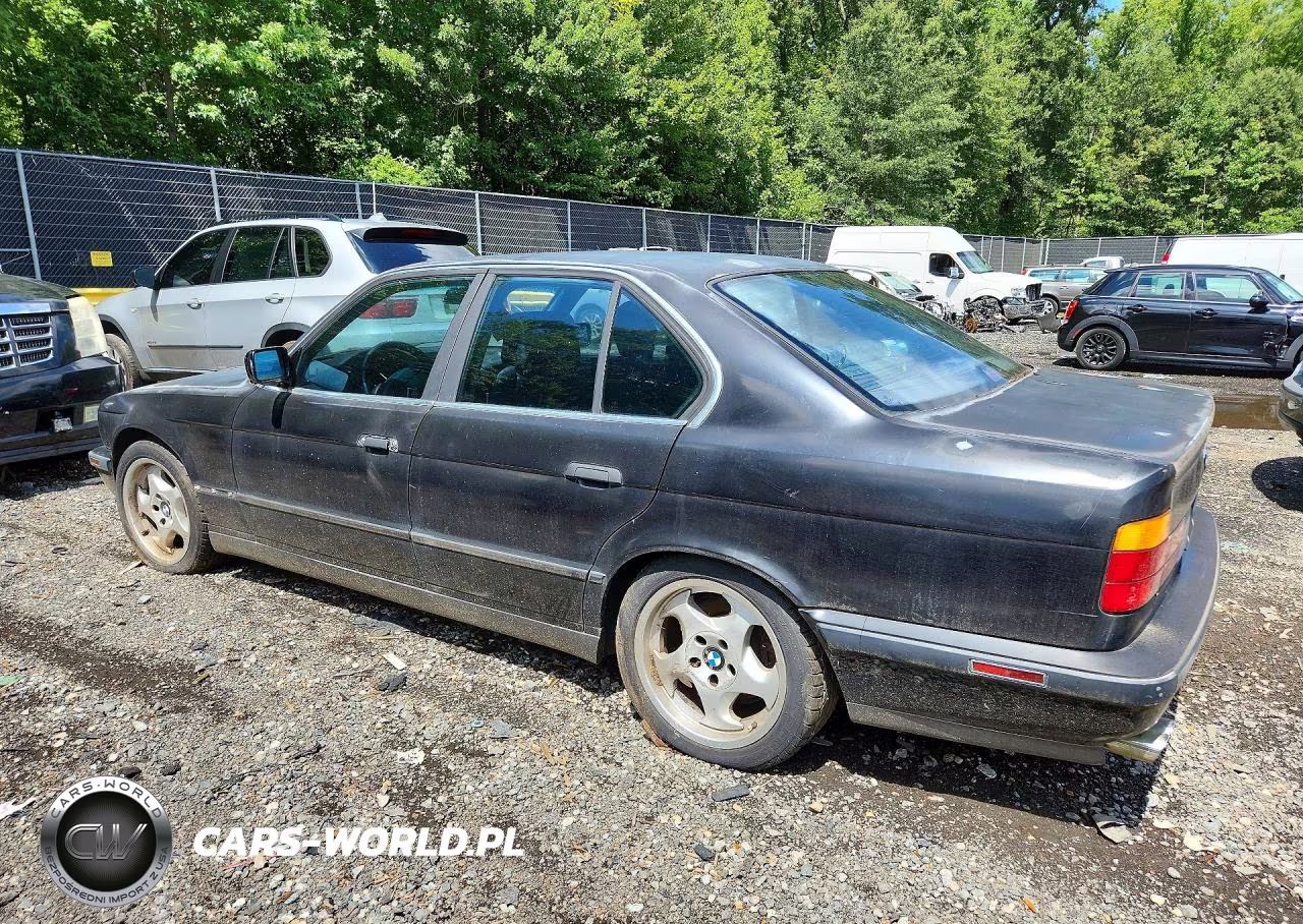 1991 BMW M5 VIN:WBSHD9316MBK05650 - 2