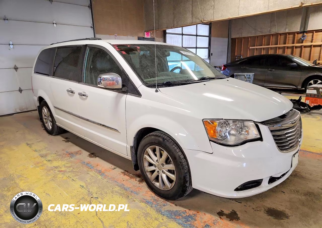 2016 Chrysler Town & Country Limited Platinum VIN:2C4RC1GG7GR166975 - 4