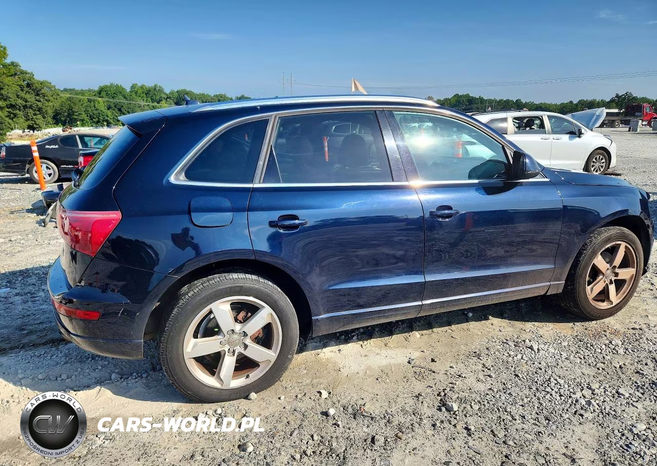 2011 Audi Q5 Premium Plus VIN:WA1LFAFP0BA069784 - 3